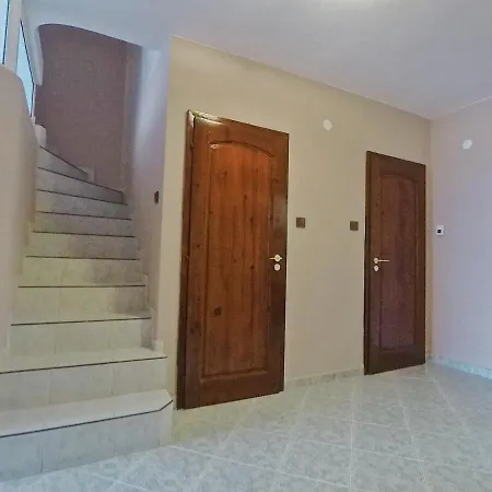 Lejlighed Spacious And Bright Maisonette Center Varna