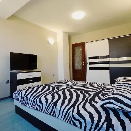 Lejlighed Spacious And Bright Maisonette Center *