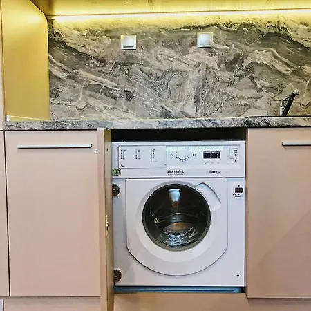 Apartment Spacious And Bright Maisonette Center Warna